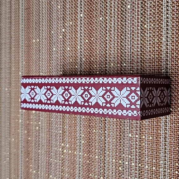 Design Block, Red, Merry Christmas, NWT - Picture 4 of 10